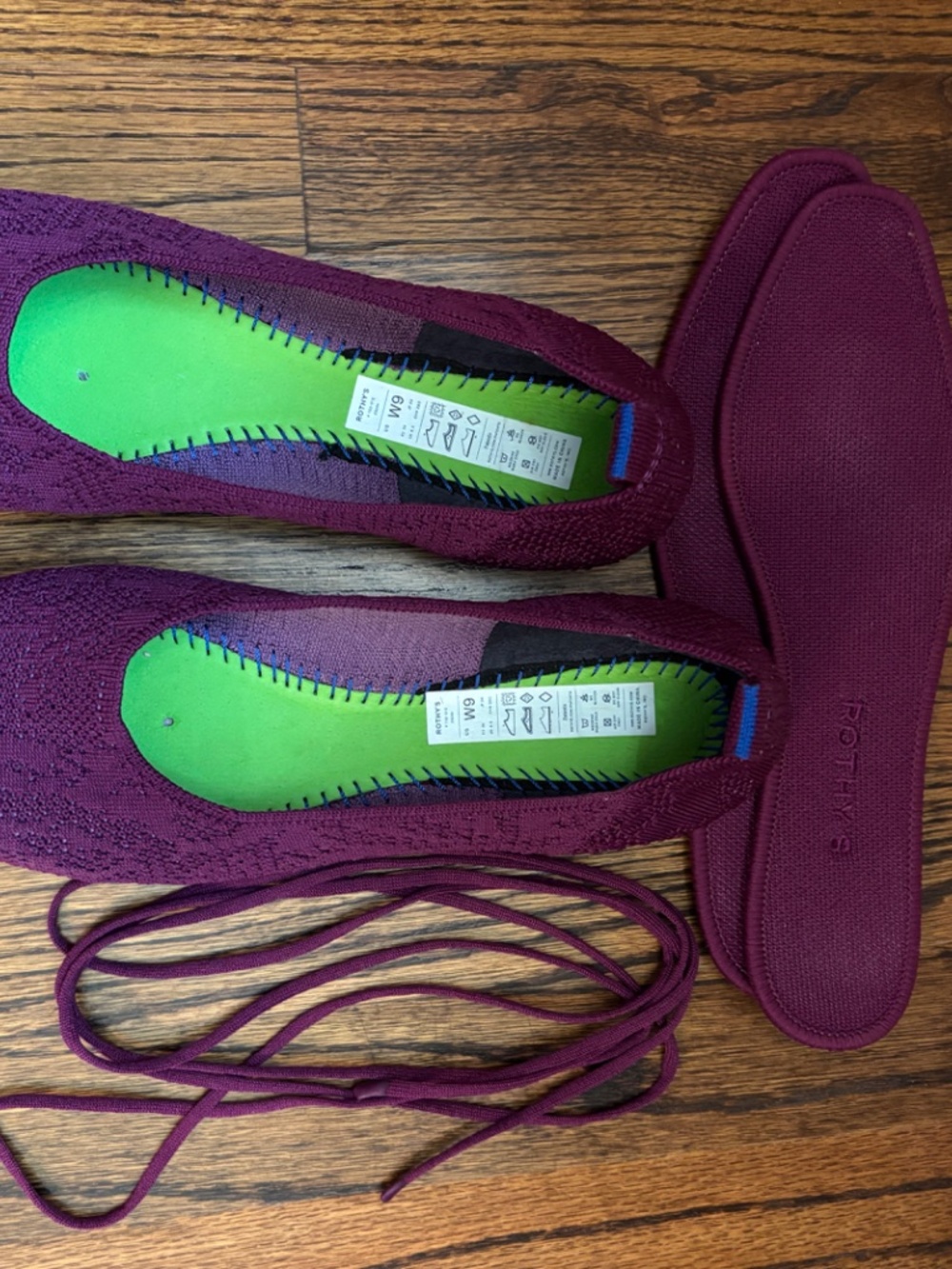 Rothys ballet flats with ties. Size 9 - Picture 2 of 7